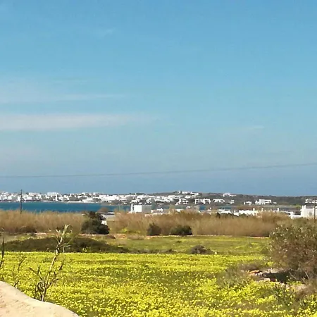Family Friendly Studio Paros For 2 Adults And 2 Children Пунда