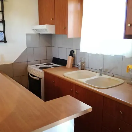 Family Friendly Studio Paros For 2 Adults And 2 Children Пунда
